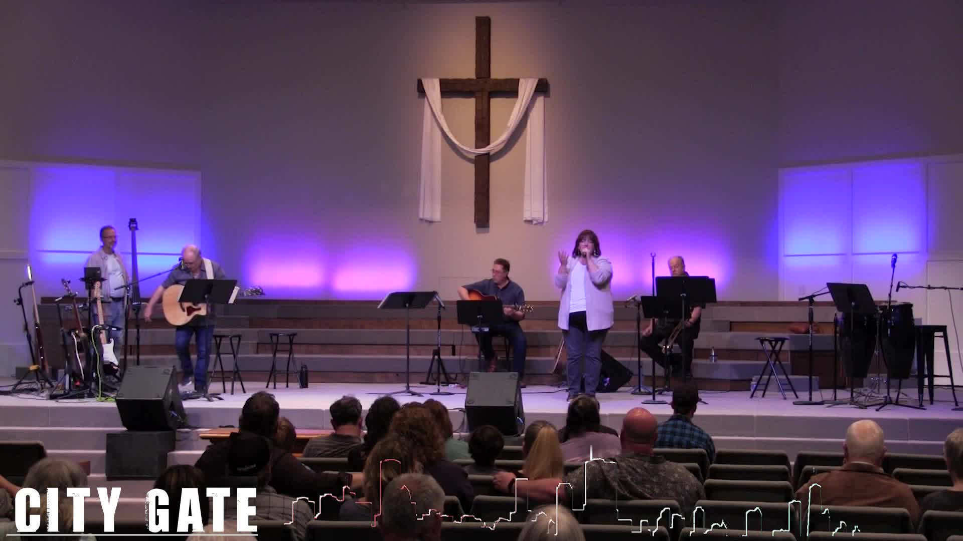 City Gate - A Living Prayer / Alison Krauss