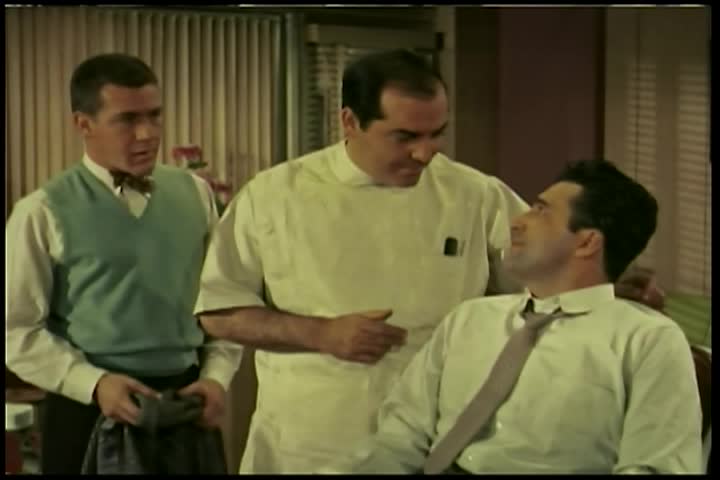 The Adventures of Superman: Close Shave s5e8