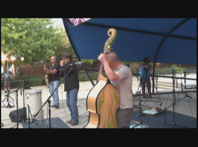 Rock the Plaza 2019: Insta Gators