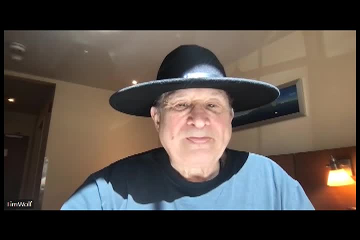 Patty's Page - Singer Tim Wolf