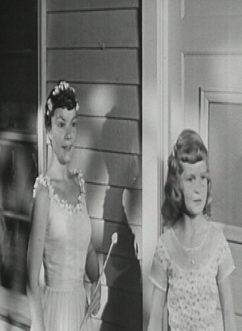SHORTS: Cindy Goes to a Party (1955)